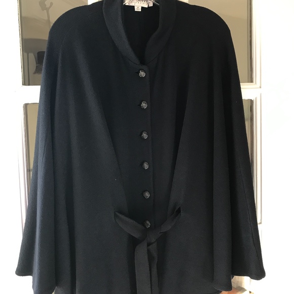 ❤️ HOST PICK! *** ST. JOHN COLLECTION VIRGIN WOOL PONCHO NWOT - Picture 10 of 13